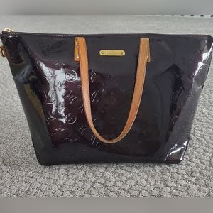 Authentic Louis Vuitton Bellevue in Vernis leather